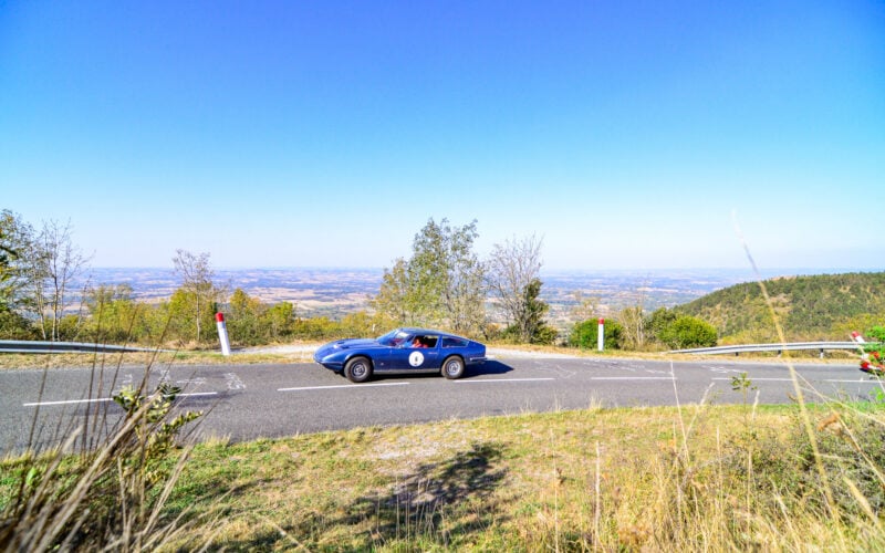Automobile sur circuit